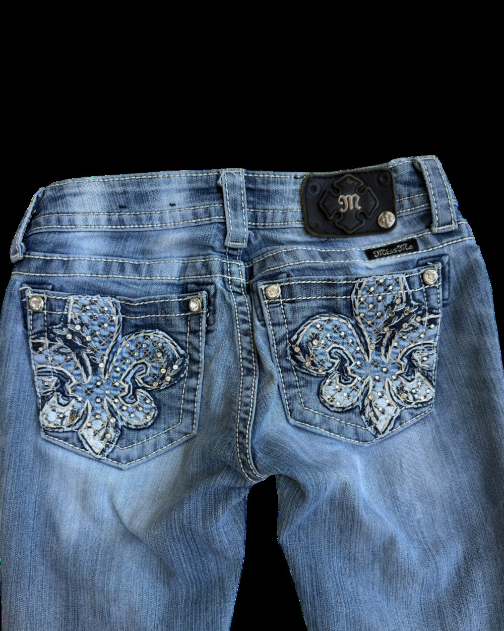 Miss Me Jeans size 26 Medium Wash Signature Bootcut - Picture 3 of 8